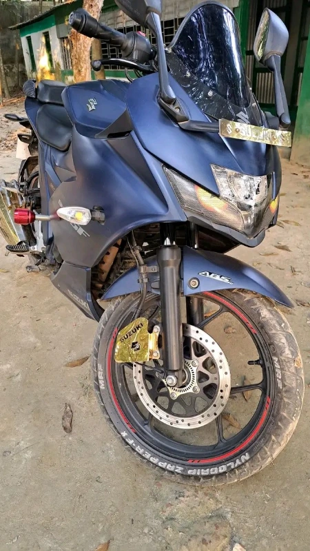 Suzuki Gixxer SF FI ABS