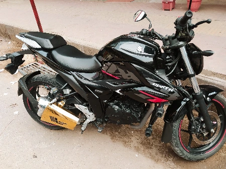 Suzuki Gixxer (ABS)