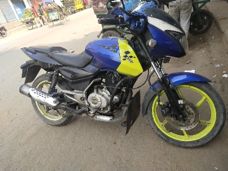Bajaj Pulsar 150