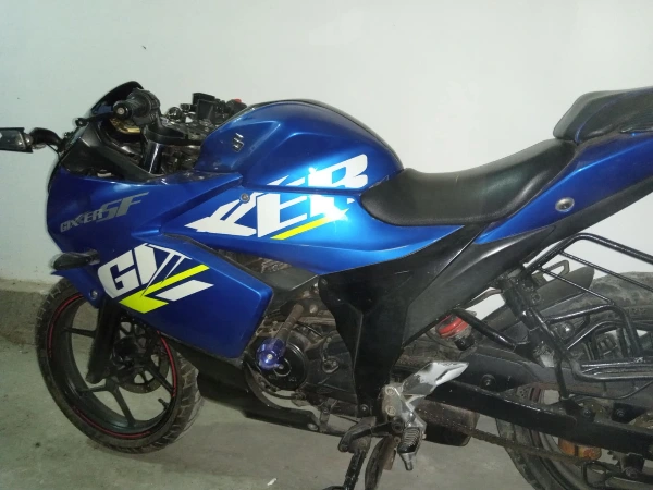 Suzuki Gixxer SF FI ABS