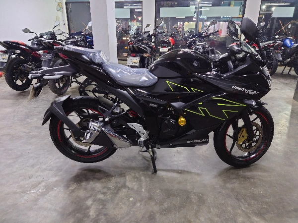 Suzuki Gixxer SF FI ABS