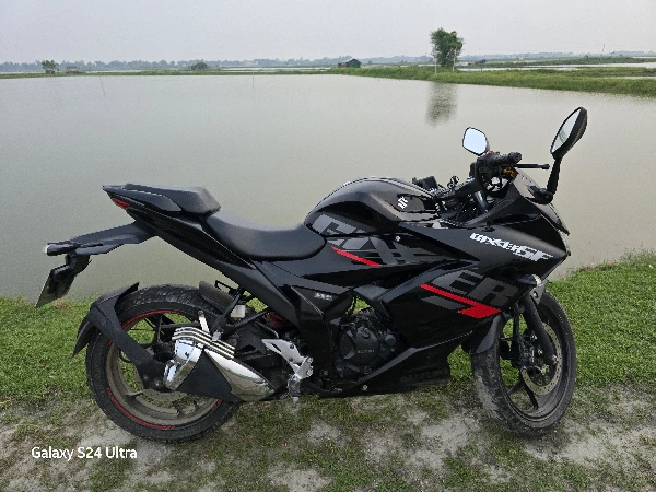 Suzuki Gixxer SF FI ABS
