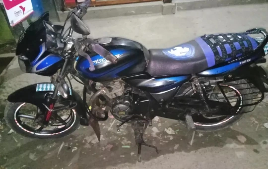 Bajaj Discover 125