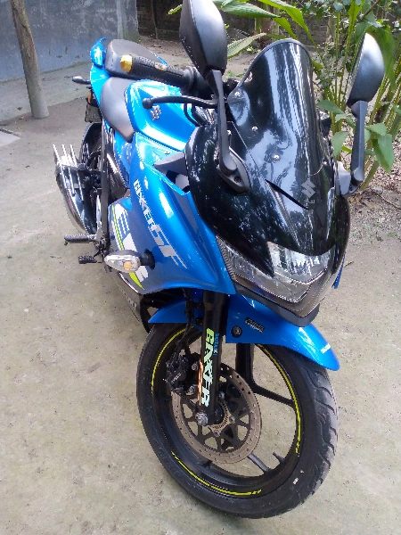 Suzuki Gixxer SF FI ABS