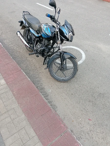 Bajaj Discover 100