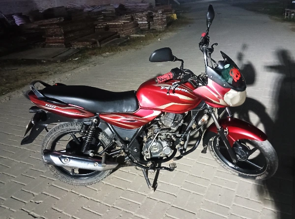 Bajaj Discover 100