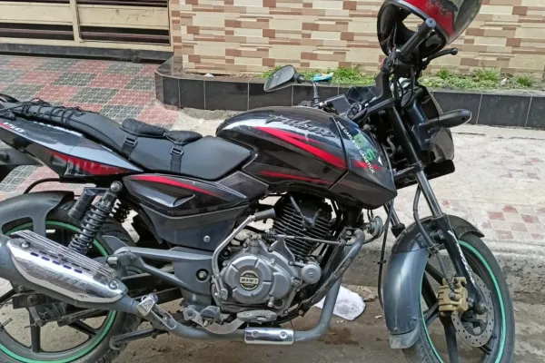 Bajaj Pulsar 150