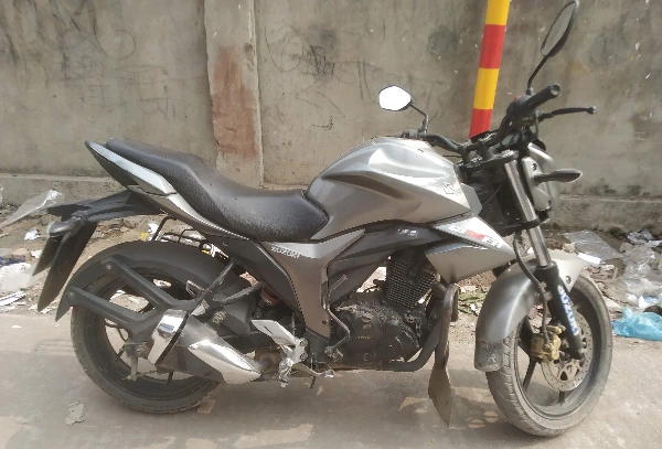 Suzuki Gixxer 155