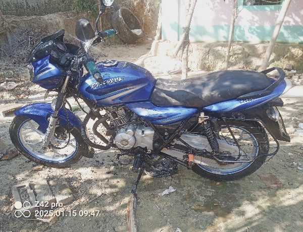 Bajaj Discover 125