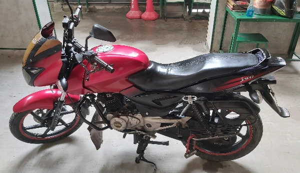 Bajaj Pulsar 150