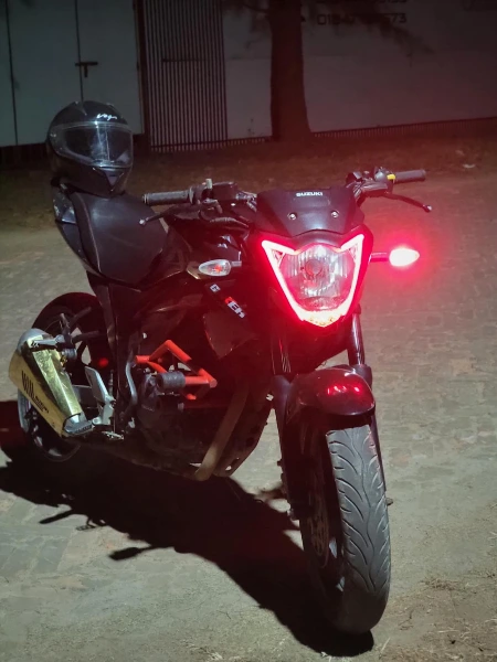 Gixxer Monotone