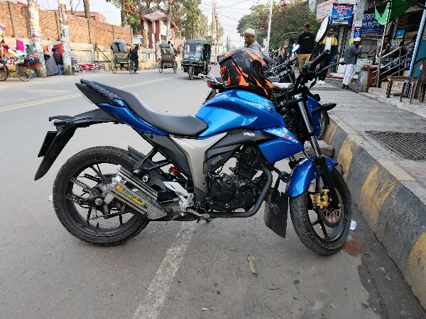 Gixxer Monotone