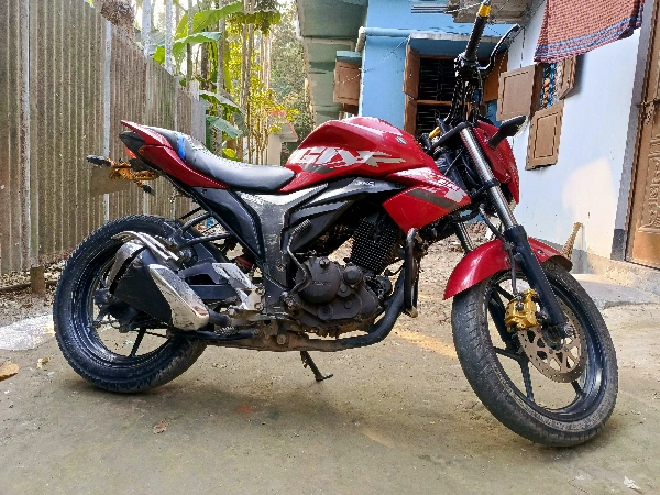 Suzuki Gixxer 155