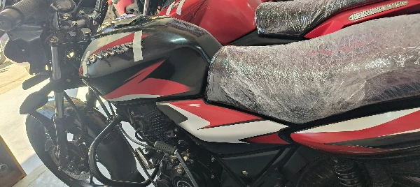 Bajaj Discover 125