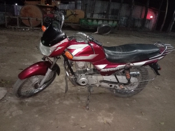 Bajaj CT 100