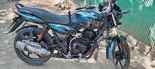 Bajaj Discover 125