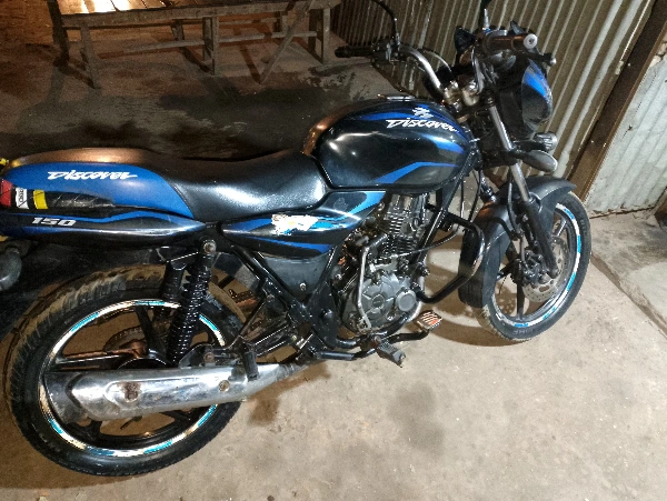 Bajaj Discover 150