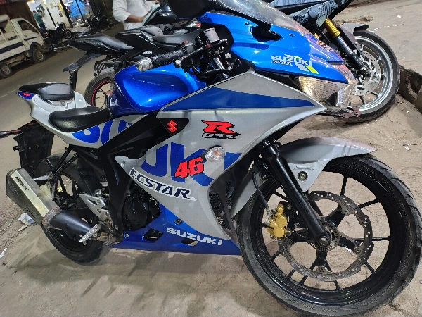 GSX R150 ABS