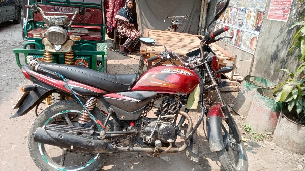 Bajaj Platina 100