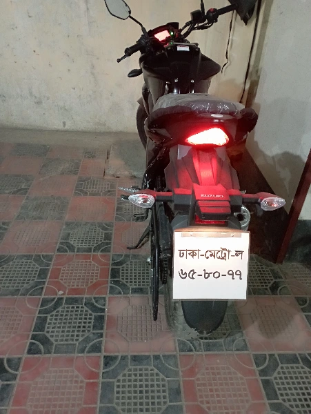 Suzuki Gixxer 155