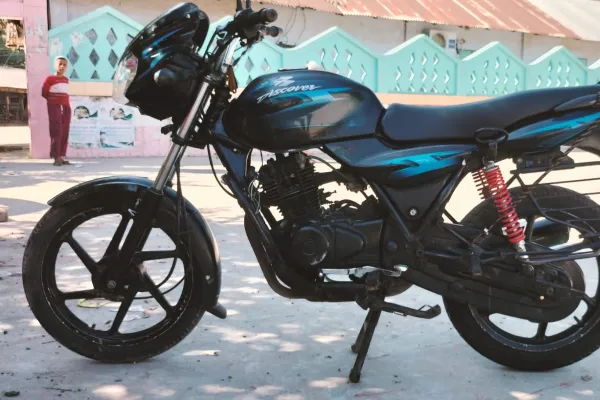 Bajaj Discover 135