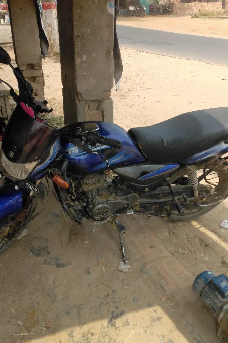 Bajaj Platina 100
