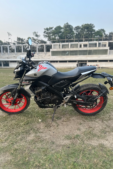 Yamaha MT 15