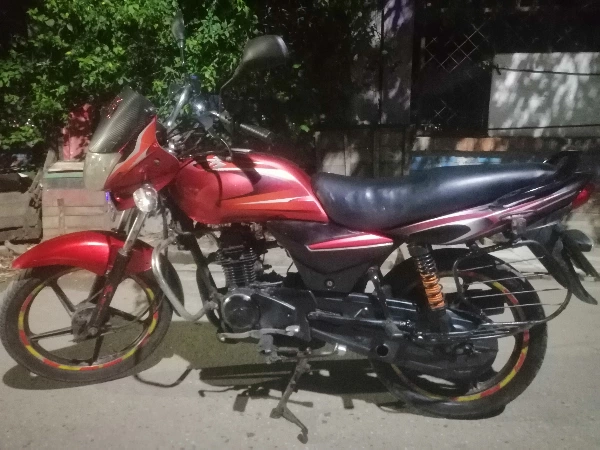 Bajaj Platina 100