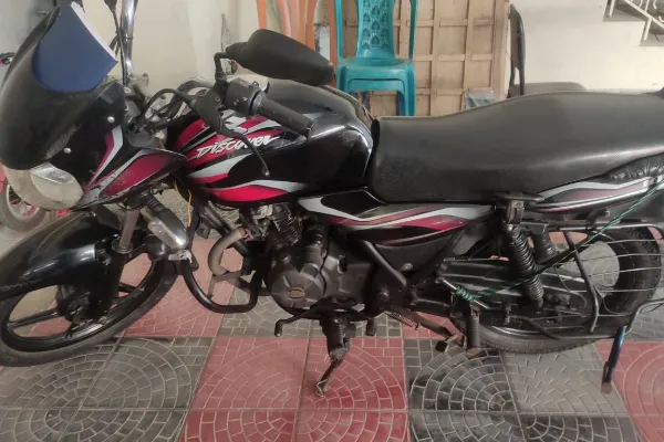 Bajaj Discover 100
