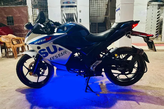 Suzuki Gixxer SF