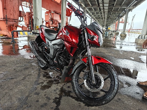 Honda CB Trigger