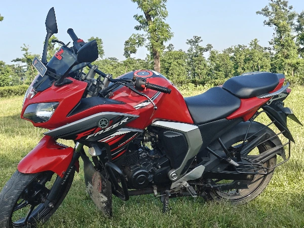 Yamaha Fazer FI V2