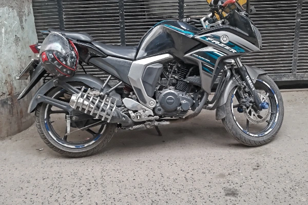 Yamaha Fazer FI V2