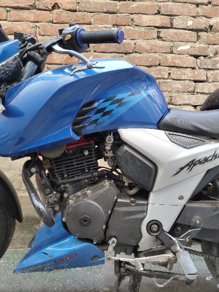TVS Apache RTR 160 4V