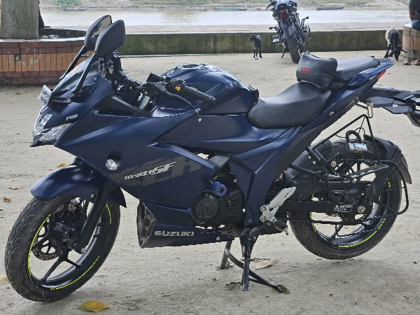 Suzuki Gixxer SF FI ABS