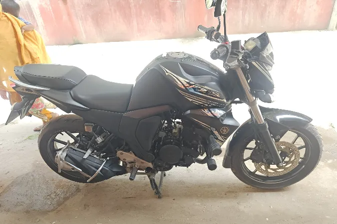 Yamaha FZS FI DD