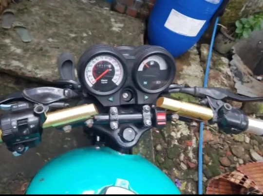 TVS Victor GL
