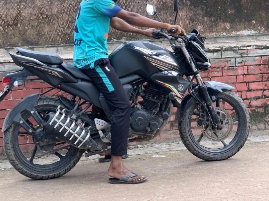 Yamaha FAZER