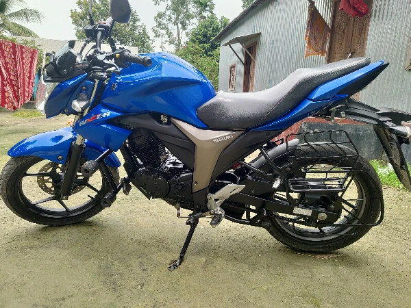 Suzuki Gixxer 155
