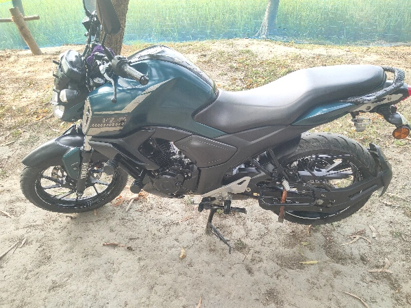 Yamaha FZS FI V3
