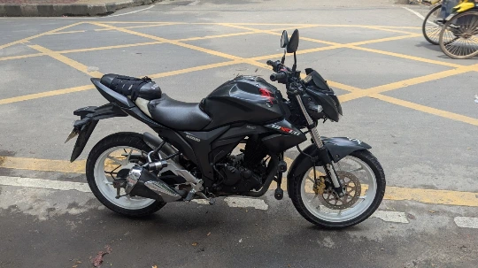 Suzuki Gixxer 155