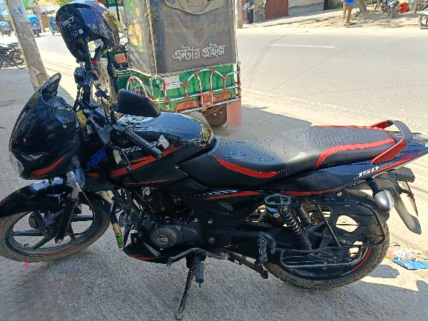 Bajaj Pulsar 150