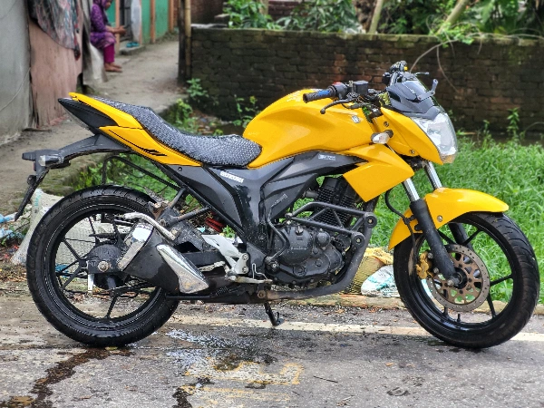 Suzuki Gixxer 155