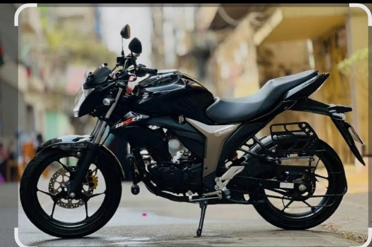 Gixxer Monotone