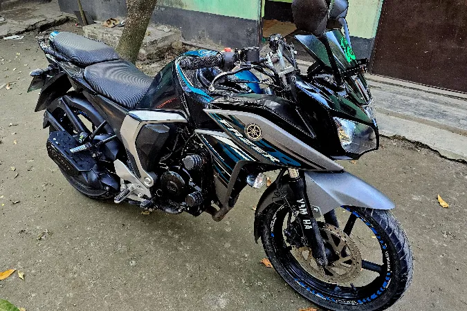 Yamaha Fazer FI V2