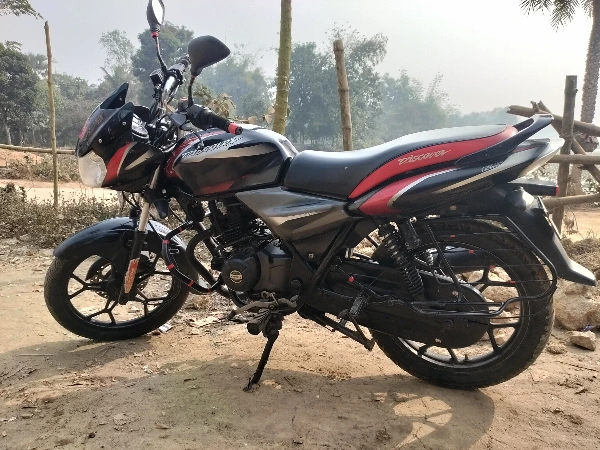 Bajaj Discover 125