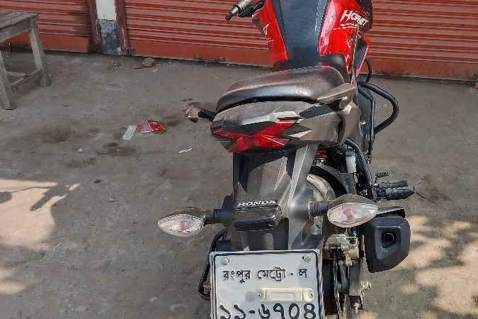 Honda CB Hornet 160R