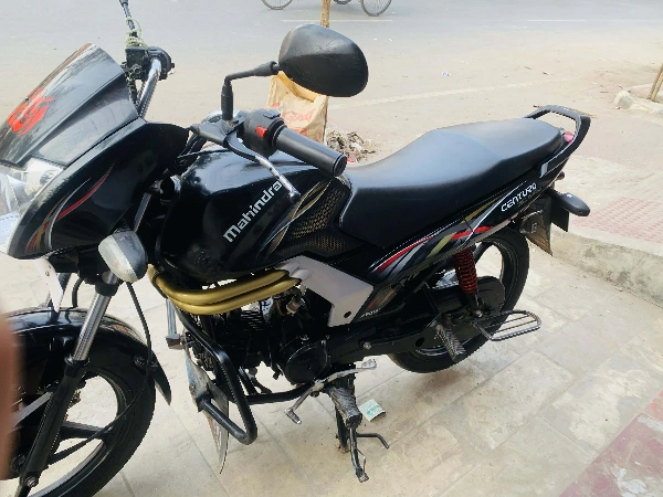 Mahindra Arro