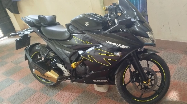 Suzuki Gixxer (ABS)
