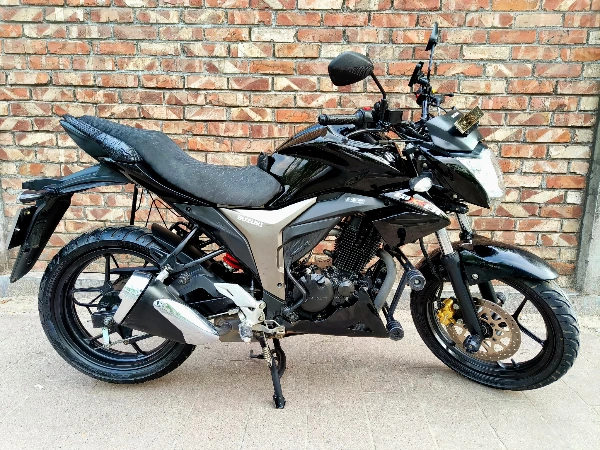 Suzuki Gixxer 155